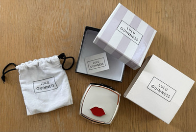 Lulu Guinness Lip Compact Mirror Red Lips Silberfarben Box & Etui Neu mit Etikett