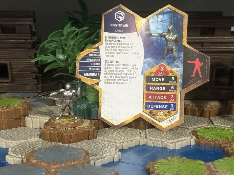 Heroscape SOONTIR VAN Official C3V Factory Made Figure & Card