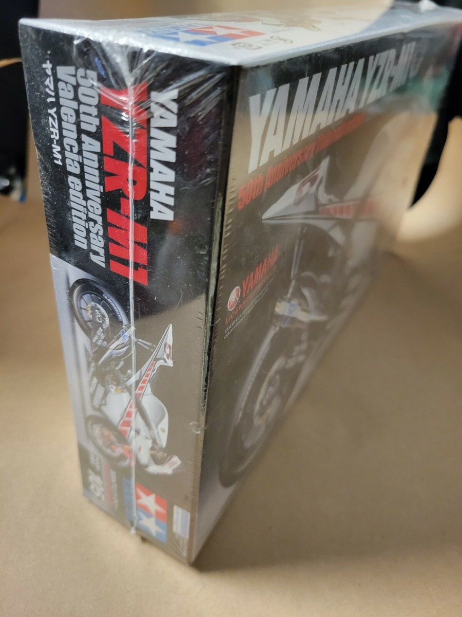 TAMIYA 1/12 No.105 Yamaha YZR-M1 50th Anniversary Valencia TAMIYA 1/12 No.105 Yamaha YZR-M1 50th Anniversary Valencia