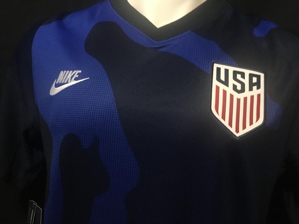 ユニフォームサッカー チェルシー サッカーユニフォーム メンズ SIZE M ブラック