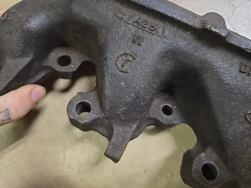 Mercury Cougar 1970-1974 lado del conductor, colector de escape izquierdo D1ZE-8431-AA Foto 3 de 4