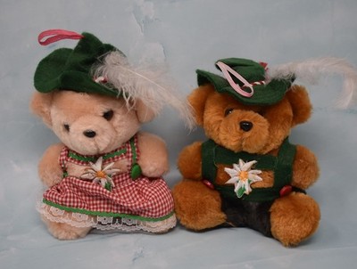 1998, Bavarian Boy and Girl Bears, Dutch Novelties, 7''