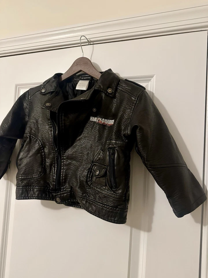 Child’s Harley Davidson Leather Jacket Great Condition Size 5 - Image 2 of 4