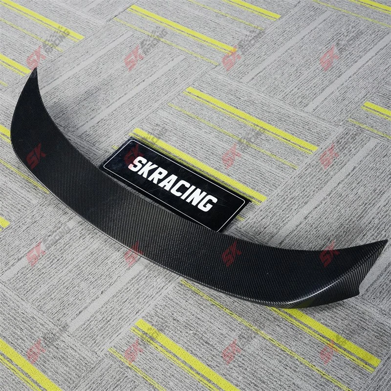 Alerón trasero de fibra de carbono/negro brillante para Hyundai Genesis cupé 2010-2016 Foto 4 de 4