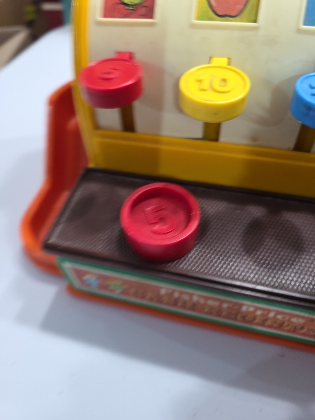 как выглядит Vintage 1974 Fisher Price 926 Cash Register w/4 Coins - All Buttons Bell Work фото