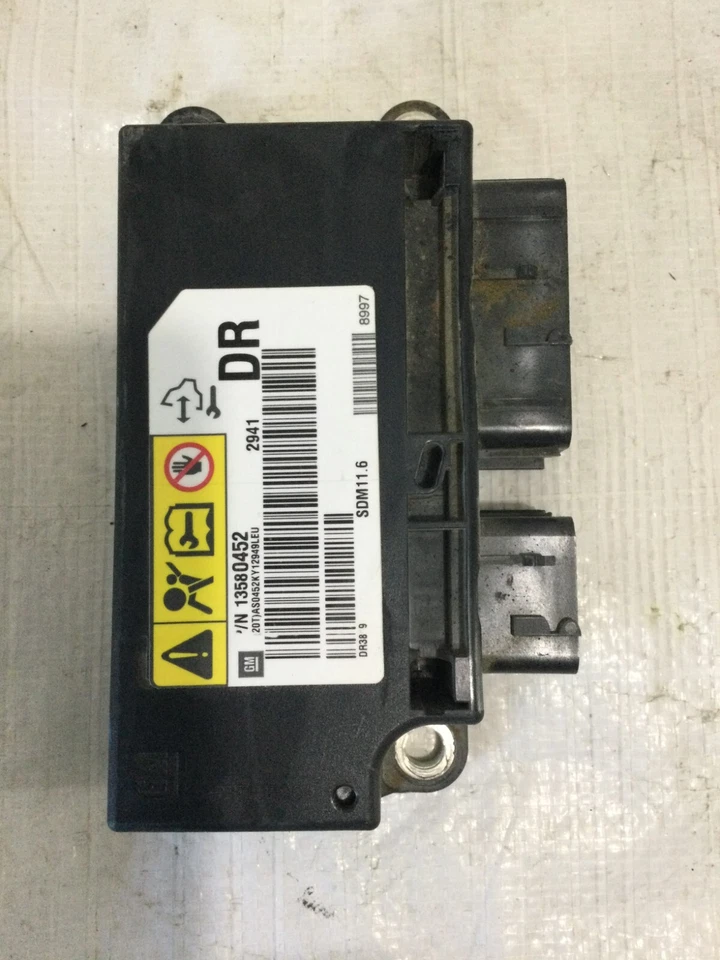 Оригинальный модуль управления 2012 Chevrolet Silverado 2500HD SRS 13580452 - Изображение 4 из 4