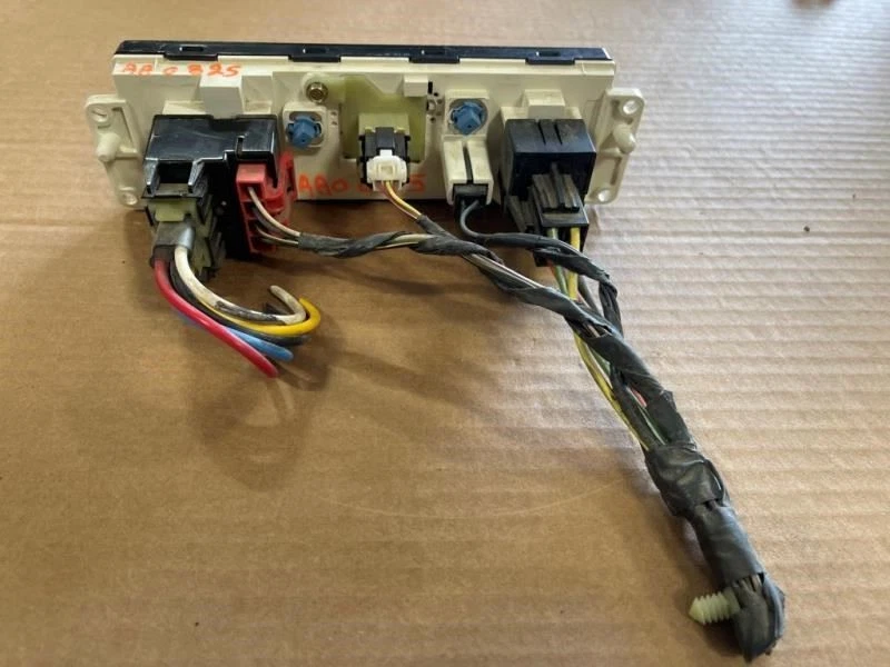 Interruptor de CA control de temperatura manual usado 99-02 Ford F250 F350 Super Duty Foto 3 de 4