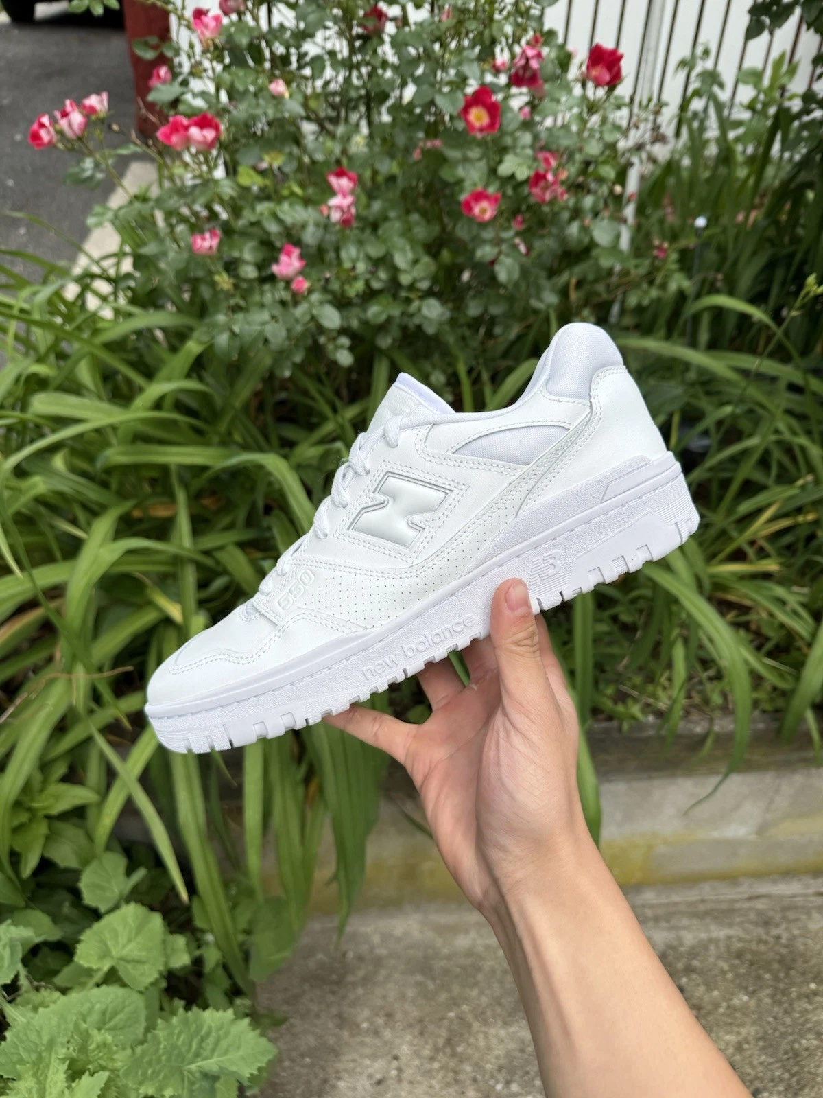New Balance 550 Triple White taglia 10 5