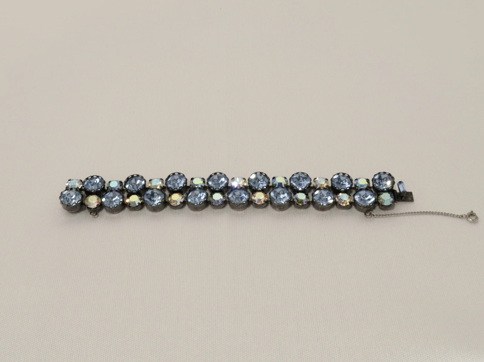 REGENCY Blue AB Rhinestone Iridescent Art Glass Vintage Bracelet Jewelry Br11