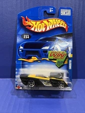 2002 Hot Wheels SHREDSTER #234 - Yellow & Black Race & Win!