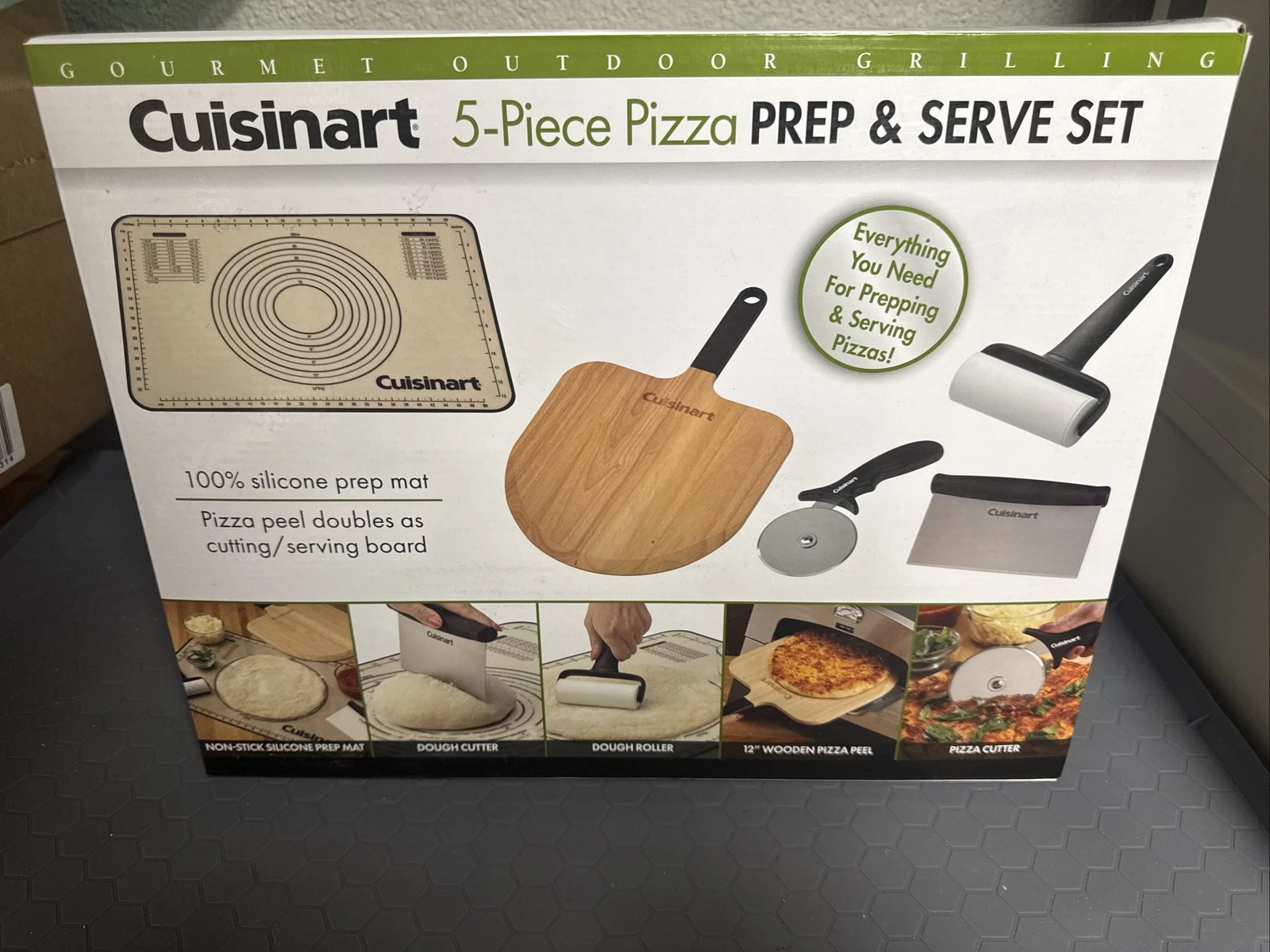 Pizza Kit - Cuisinart CPS-3216 5-Piece Prep & Serve Set Outdoor and Indoor
Opens in a new window or