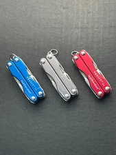 Leatherman Squirt S4 Stainless Steel Multitool Keychain - Various Colors