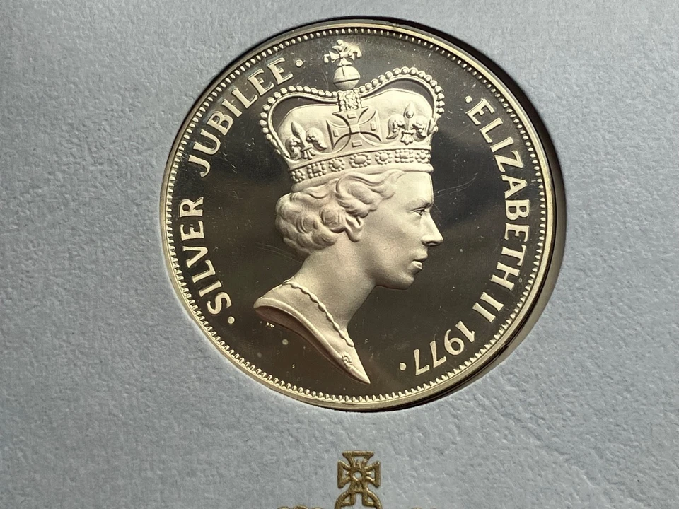 1977 Royal Silver Jubilee Crown Medal First Day Cover FDC From Pobjoy Mint - Image 3 of 4