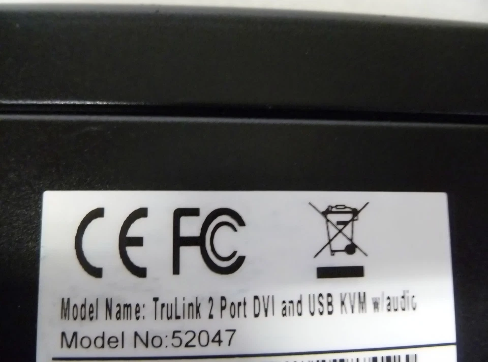 CABLESTOGO TRULINK 2-PORT DVI AND USB KVM W/AUDIO MODEL:52047 - Image 4 of 4