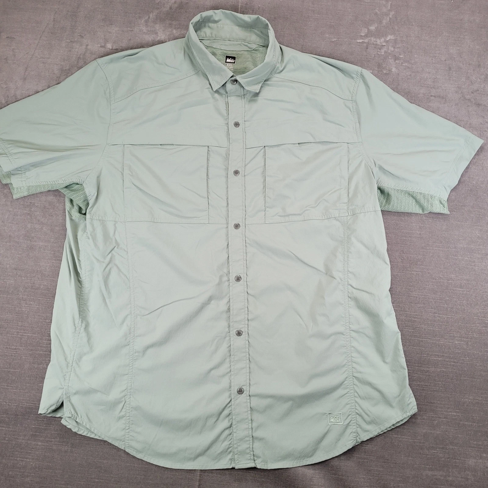 REI Men's Size XXL Short Sleeve Button Up Hiking Shirt Lightweight Quick Dry
Opens in a new window o