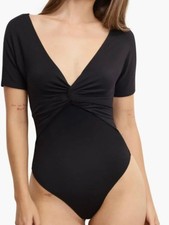 Good American Black Jersey Twist Front Bodysu...