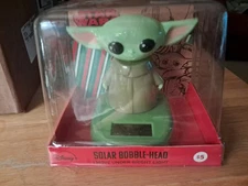 Solar Powered Baby Yoda Grogu Bobble-Head Toy Star Wars Mandalorian Brand New