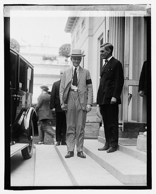 Photo:President Coolidge and Christian on Steps, August 13 1923