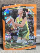 2025 Panini WNBA Orange Cracked Ice Prizm #127 Nika Muhl