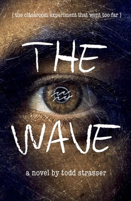 The Wave - paperback Strasser, Todd