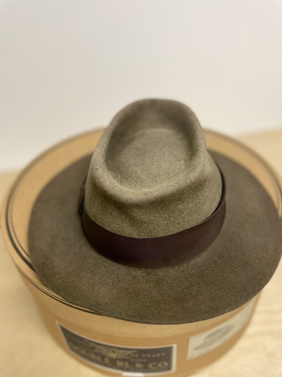 s-l1200.jpg s-l1200.jpg