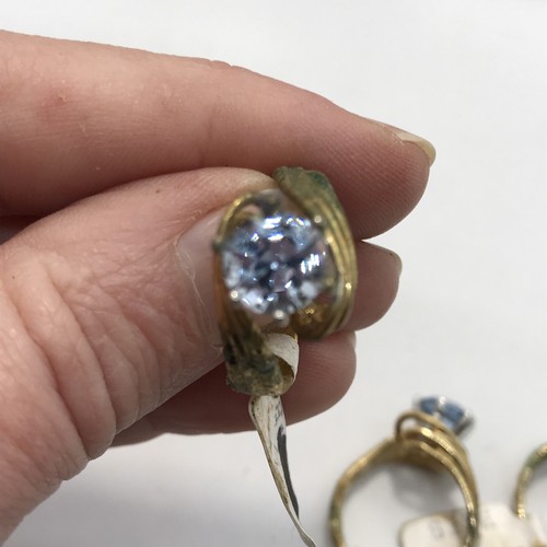 Vintage Signed A 18K GE Gold Plated Blue Topaz Stone Swirl Ring sz 7 - Picture 5 of 12