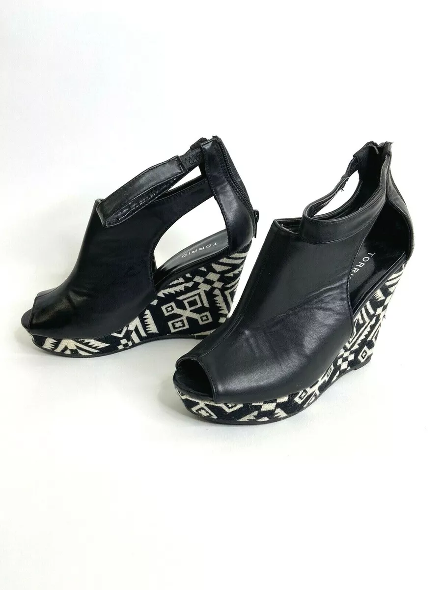 Torrid black hotsell wedges