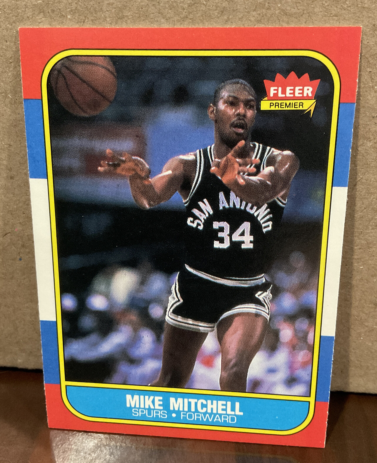 MIKE MITCHELL 1986-87 FLEER #74 OF 132 - SAN ANTONIO SPURS