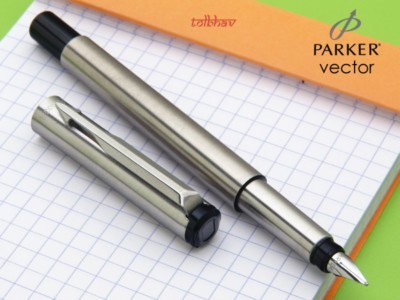Parker Vector Stahl CT Chromrand Füllfederhalter Tintenfeder, feine Spitze, K...