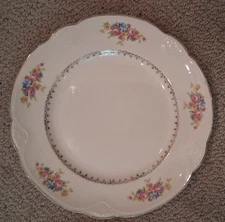 Vintage Homer Laughlin Plate Roses/ Gold Trim 10" G42n8  Made In USA