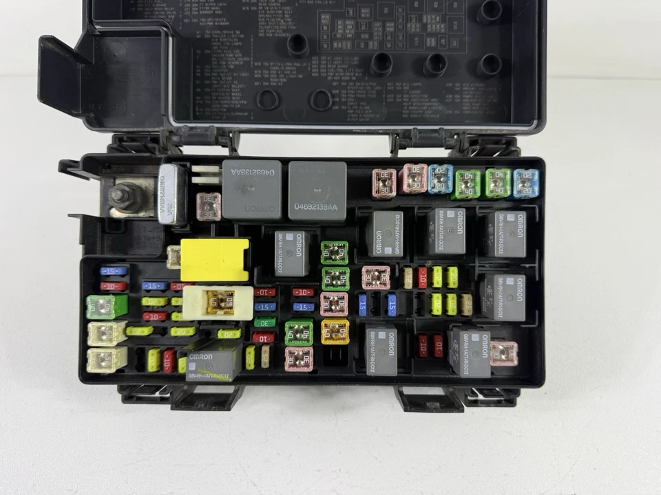 2011 Dodge Nitro Jeep Liberty TIPM Fuse Relay Box Power Module 04692331AB OEM - Image 2 of 4