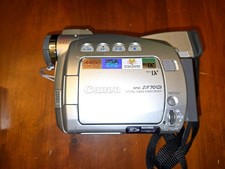 Canon ZR70 MC MiniDV Handheld Camcorder Silver 22x Optical/440x Digital Zoom