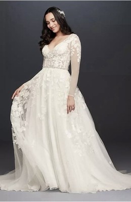 Davids Bridal Galina Signature Long Sleeve Wedding Gown Dress SWG820  Size 18 w