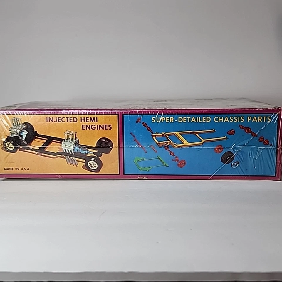 De colección JO HAN Escala 1:25 MISB Rambulancia Rurante Divertida Ambulancia Modelo Kit GC-1200 Foto 2 de 4