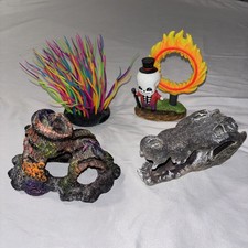Fish Tank Decoration Ornaments Lot Of 4 Misc. Brands For Aquarium