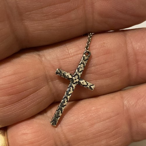 James Avery 925 Floral Latin Cross Necklace 30" - 第 12/12 張圖片