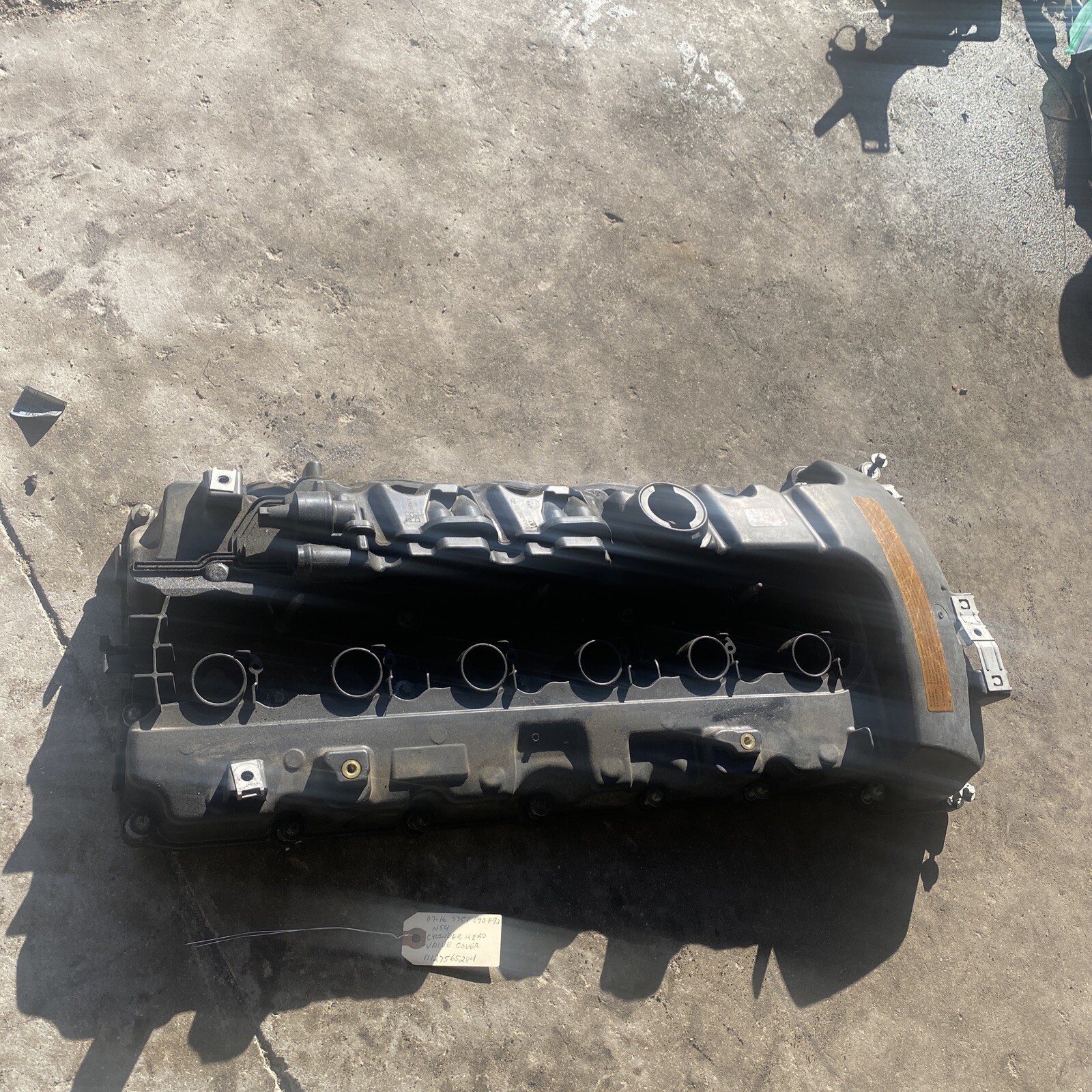 07-16 BMW 335i E90 E92 N54 Cylinder Head Valve Cover 11127565284 