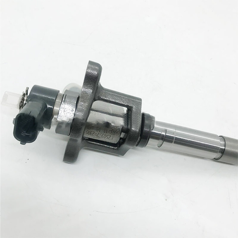 Mitsubishi 4M50 Canter Fuso Fuel Injector | 0445120073