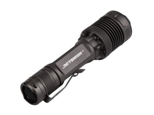 JETBeam M37 Crossbow 3000 Lumens Tactical Flashlight EDC Torch--Black - Afbeelding 1 van 6