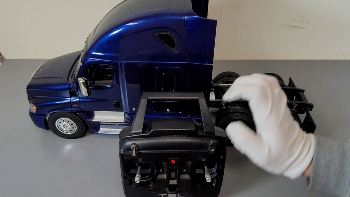 タミヤ1/14 日野 プロフィア ティンバートラック MFC-01 タミヤ1/14