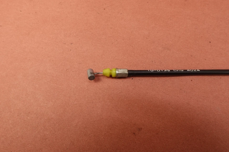 CABO DE TRAVA DE ASSENTO 11-16 Kawasaki Ninja ZX1000 ZX1000M - Imagem 3 de 4