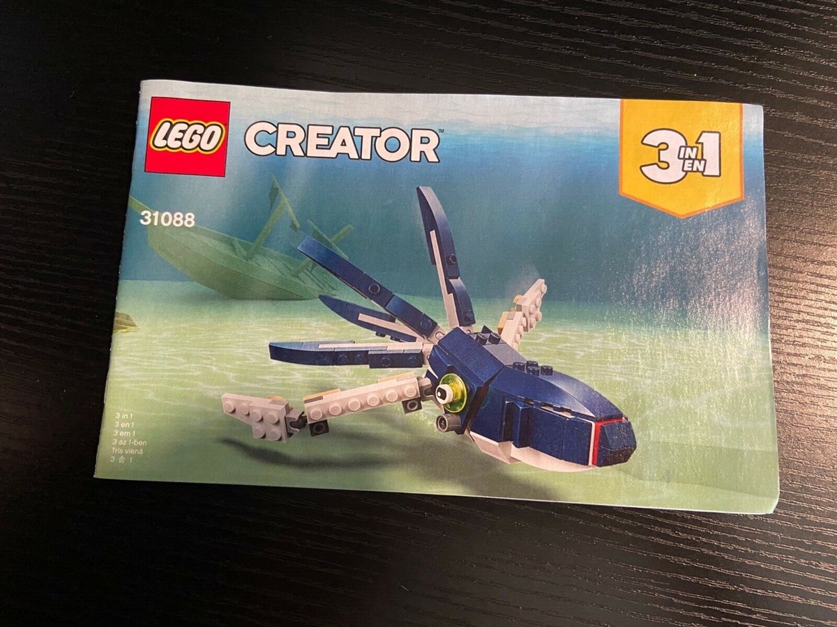 LEGO Creator 3 in 1 Shark 31088 RETIRED SET- complete set. Retails