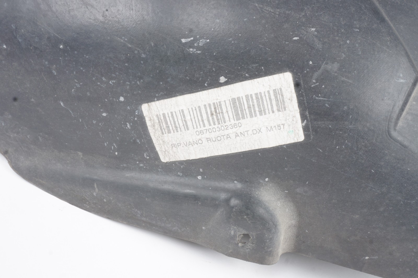 2014 - 2017 Maserati GHIBLI Front Right Passenger Fender Liner Splash Guard OEM