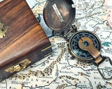 Soldiers Military Thumb Compass Vintage Brass WW2 1940 Navigation World War II