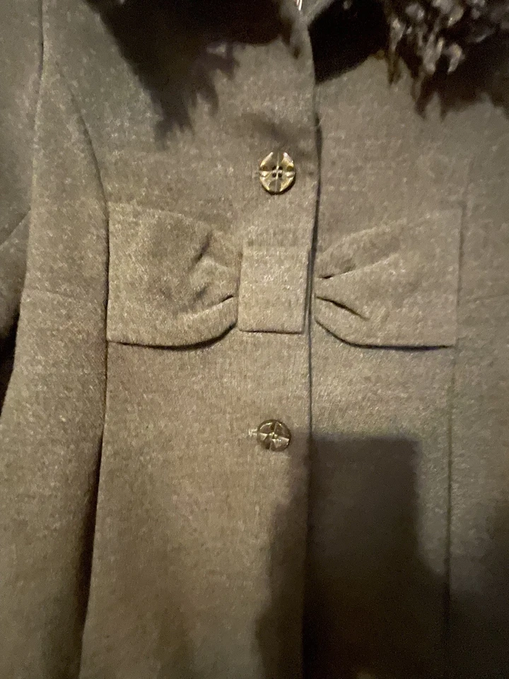 Vestido largo de invierno Rothschild para niñas gris carbón cuello de piel sintética dobladillo talla 8 Foto 2 de 4