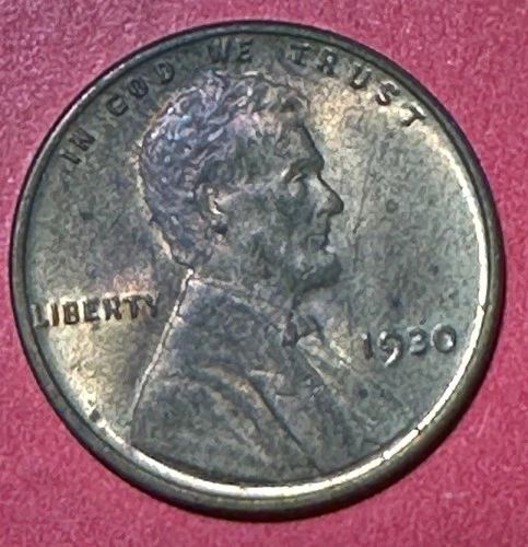 1930 Choice Uncirculated US LINCOLN Cent! Philadelphia Mint! Old US Coin!