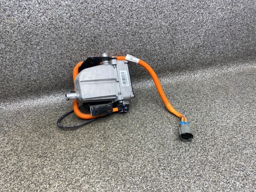 Electric battery heater