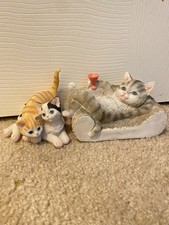 Cat Resin Figurines  With Two Cats And One Cat Resting On Couch Knick Knacks