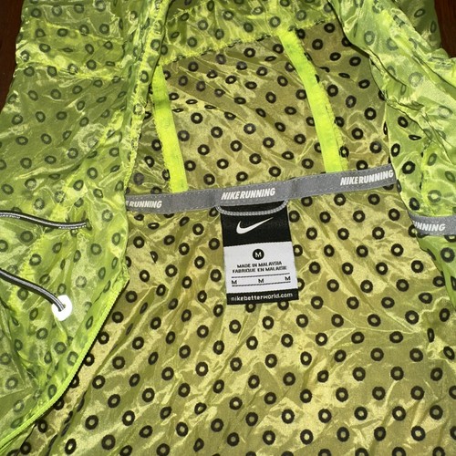 Chaqueta impermeable Nike para correr cremallera completa de nailon verde neón talla M para hombre - Imagen 7 de 8