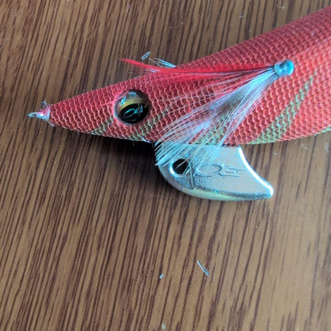 Daiwa Hard Egi Lure Red Gold Accents Realistic Action Fishing Tackle - Image 3